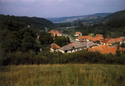 Kilátás a Kishegyről a Rakaca tó felé